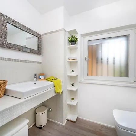 Jacaranda Apartament *